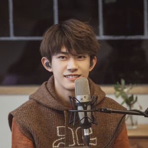 性感美女被干裸
